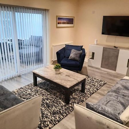 Apartmán Luxury 5-Bed House Near Nec & Bhx Solihull Exteriér fotografie