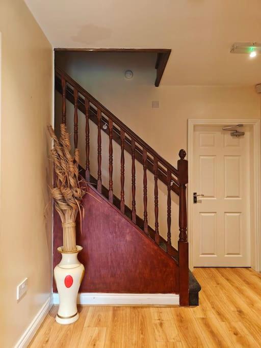 Apartmán Luxury 5-Bed House Near Nec & Bhx Solihull Exteriér fotografie