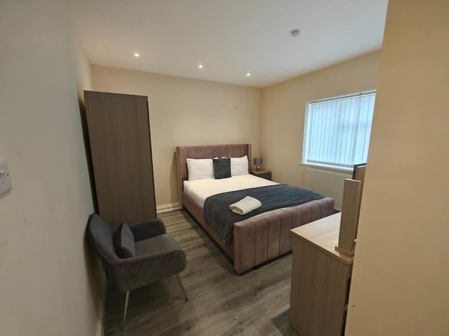 Apartmán Luxury 5-Bed House Near Nec & Bhx Solihull Exteriér fotografie