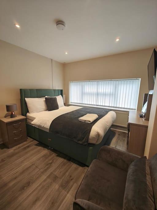 Apartmán Luxury 5-Bed House Near Nec & Bhx Solihull Exteriér fotografie